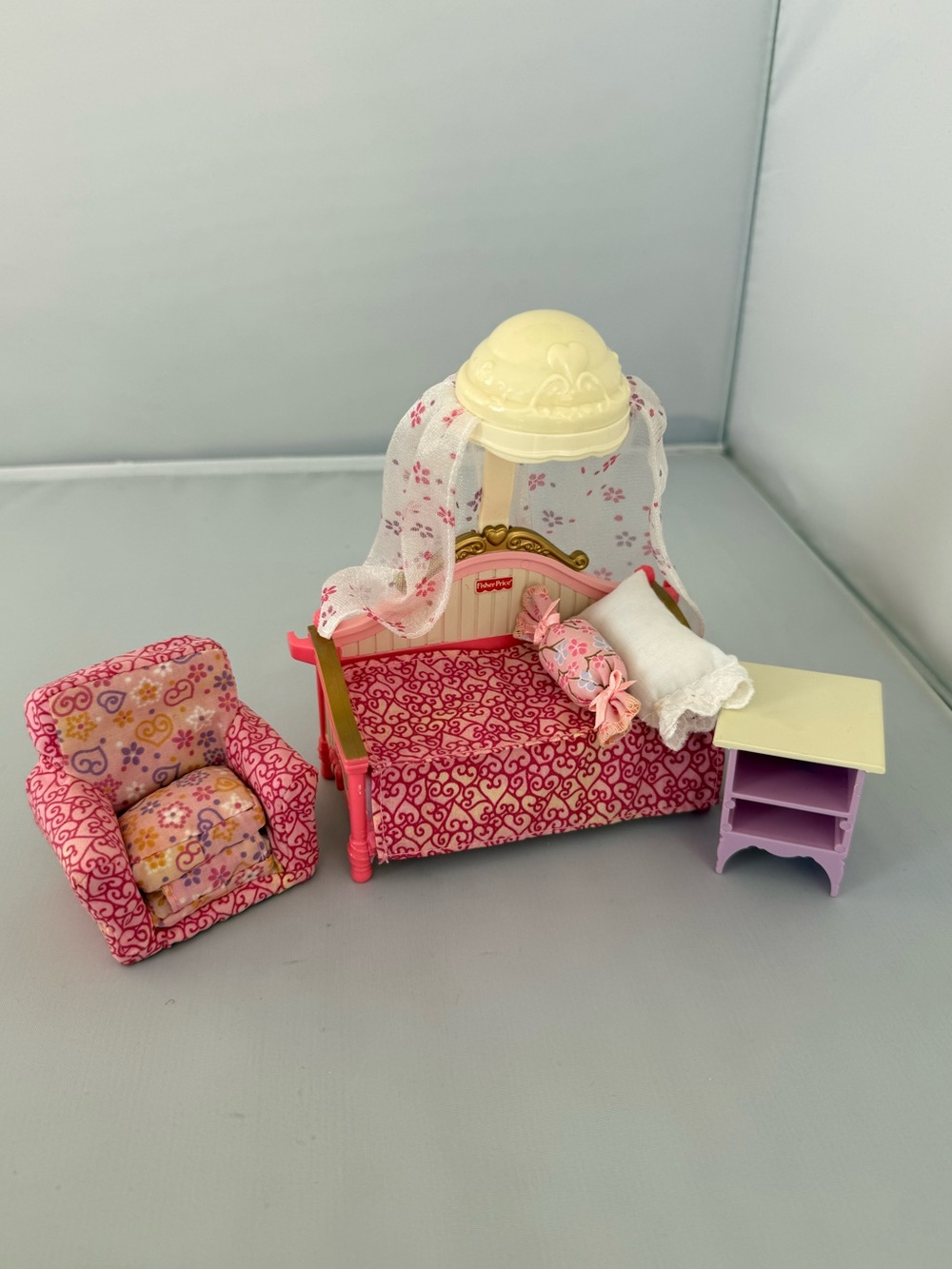 Fisher Price Loving Family Dollhouse Bedroom Furniture Canopy Bed Armchair Table